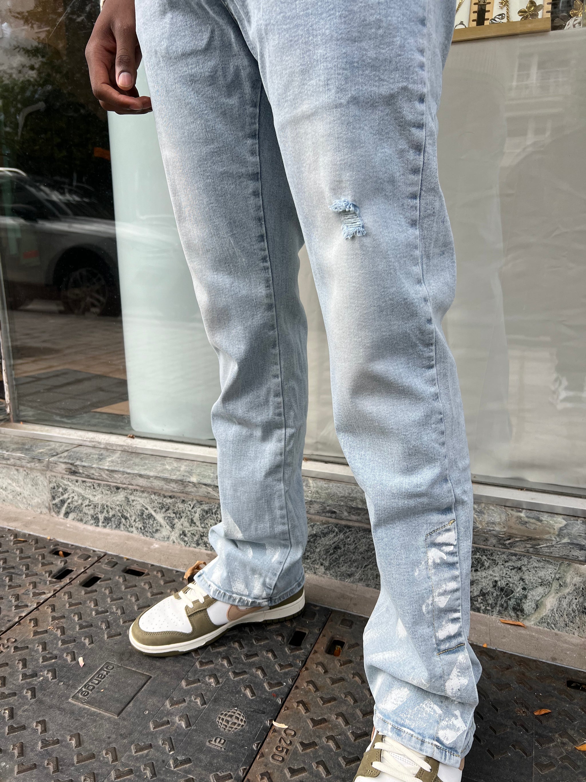 Jeans Flare bleu clair peinture