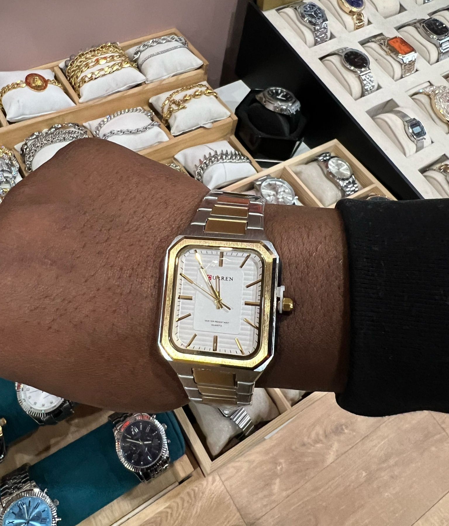 Montre Curren
