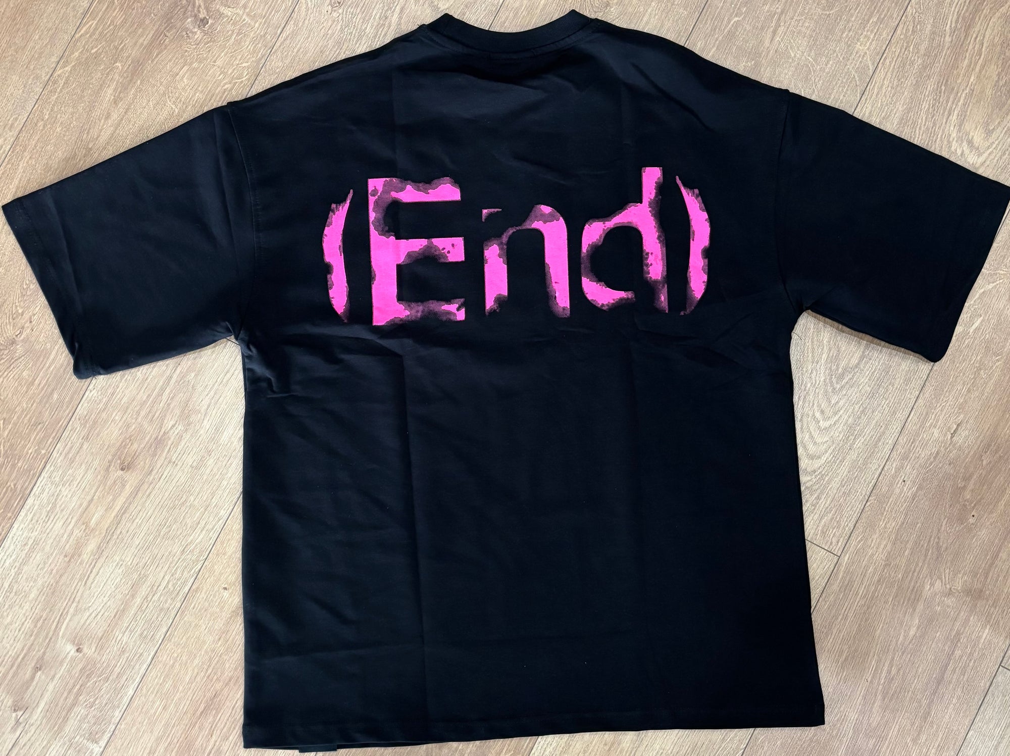 T-shirt End